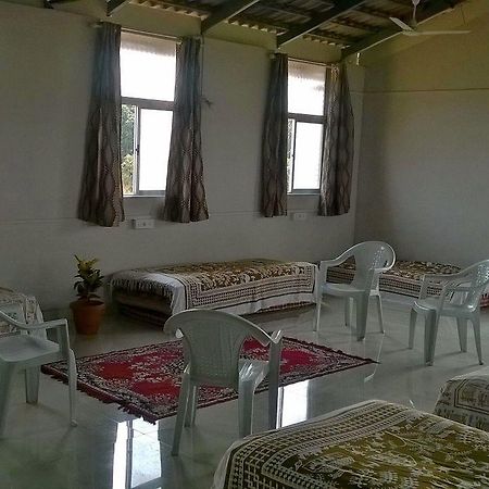 Palm Springs Lake Resort Jaitāpur Exterior photo