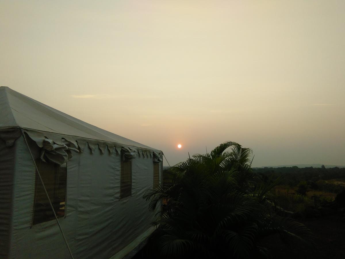 Palm Springs Lake Resort Jaitāpur Exterior photo